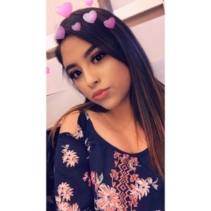 Meet your Posher, Andrea